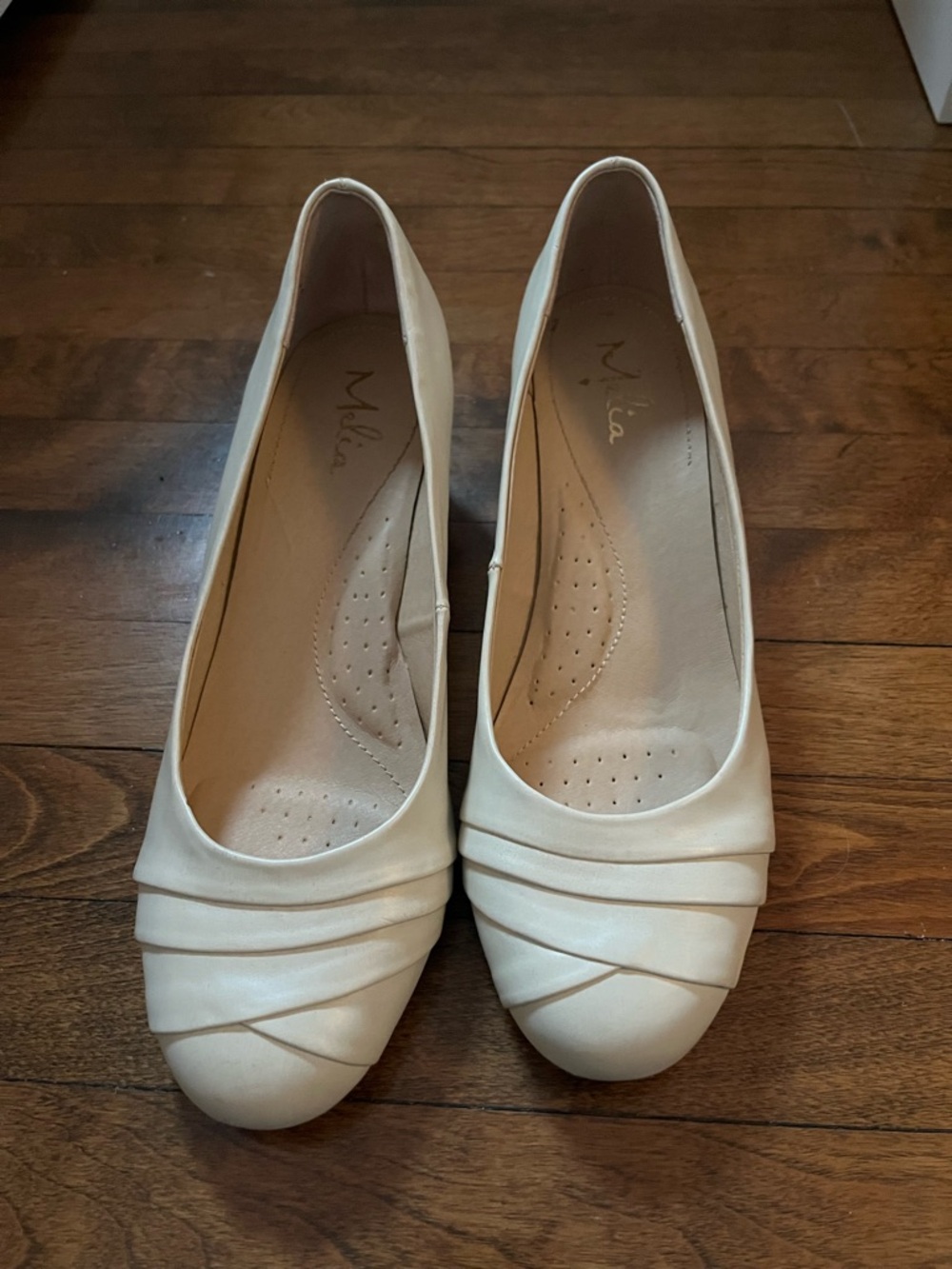 Melia Women's Cream Pleat-Detail Ballet Wedges
